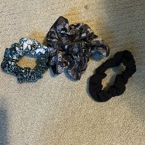 3 Lululemon Uplifting Scrunchies